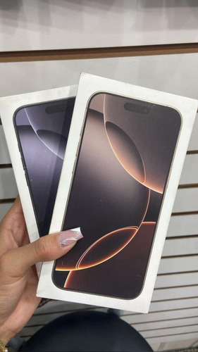 Apple iPhone 16 Pro Max 256gb - (lacrado) - Titânio Desert (Usado)
