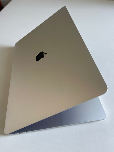 Macbook Pró De 15.4 I7 + 16 Gb Ram + Ssd 512 A1707 Cinza (Usado)