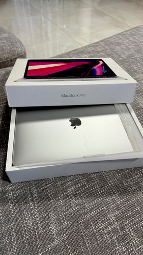 Macbook Pro 13 Apple M2 8gb 256gb Ssd Cinza-espacial (Usado)
