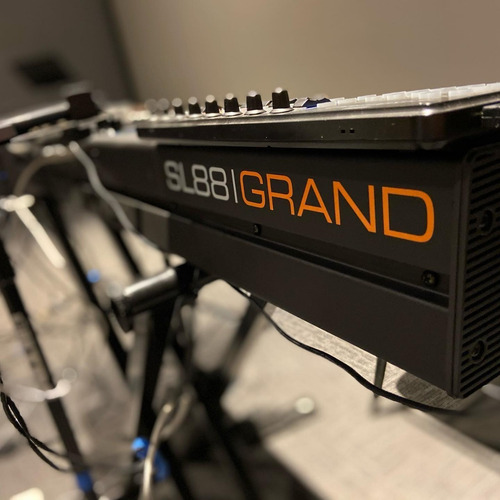 Teclado Studiologic Sl88 Grand Fatar + Rocker Music