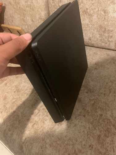 Play Station 4 (Usado)
